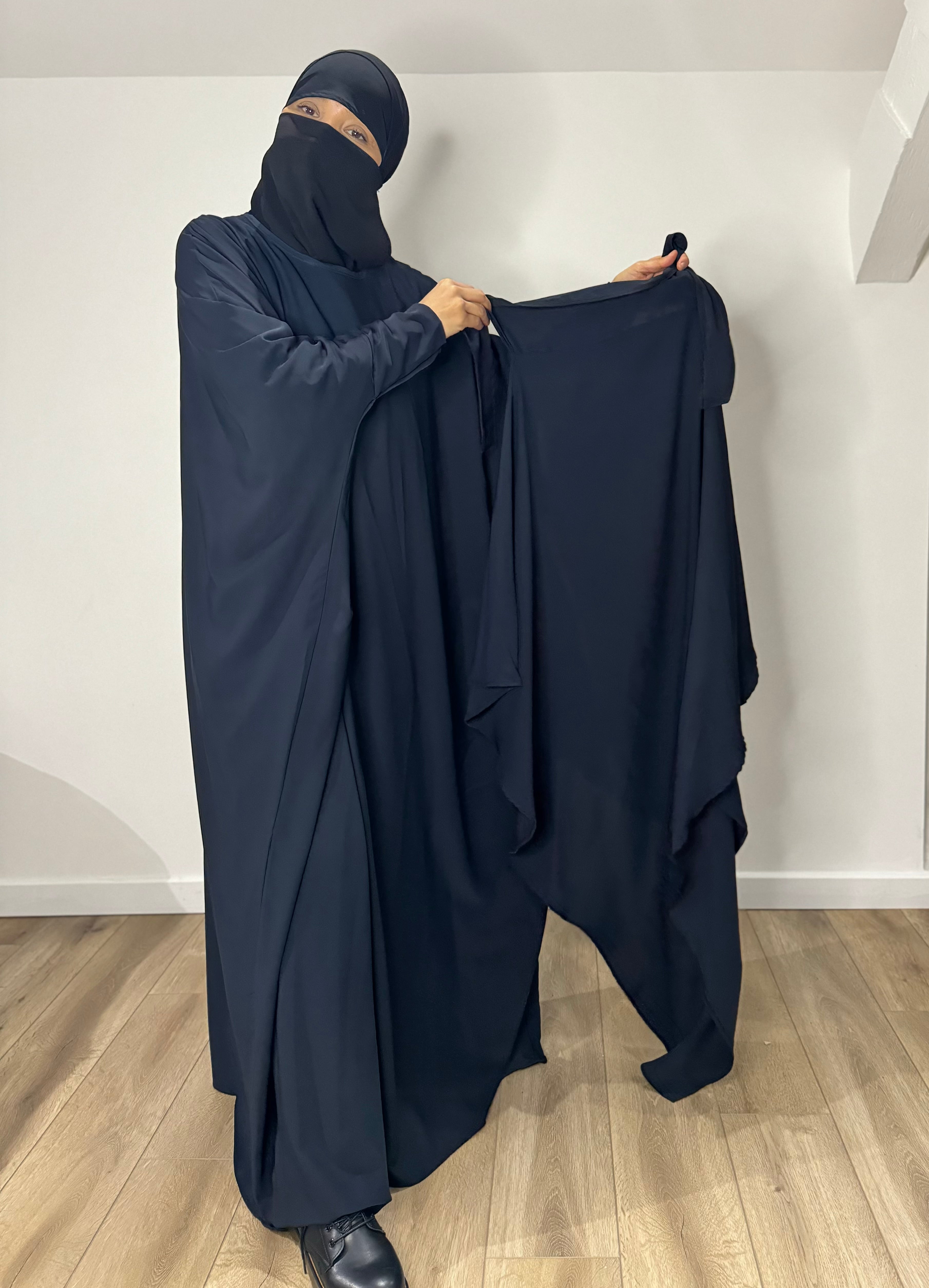 AMANA SET DELUXE (Abaya + Khimar)