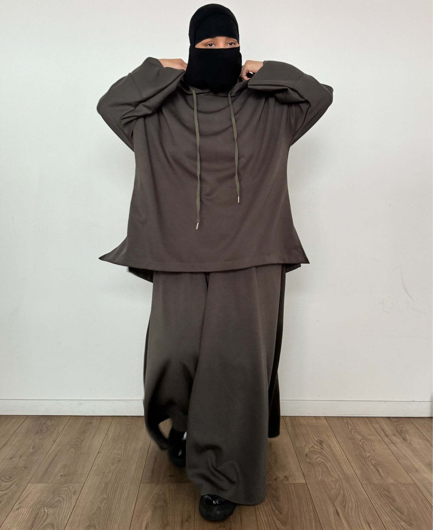 Safar hoodie set knit Khaki tok (top + skirt )