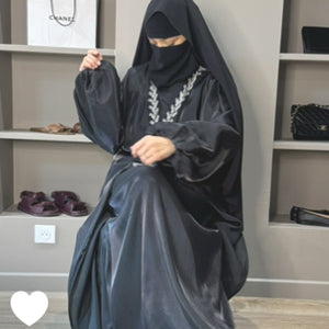 THE MALIKA SET     (ABAYA+KIMONO)