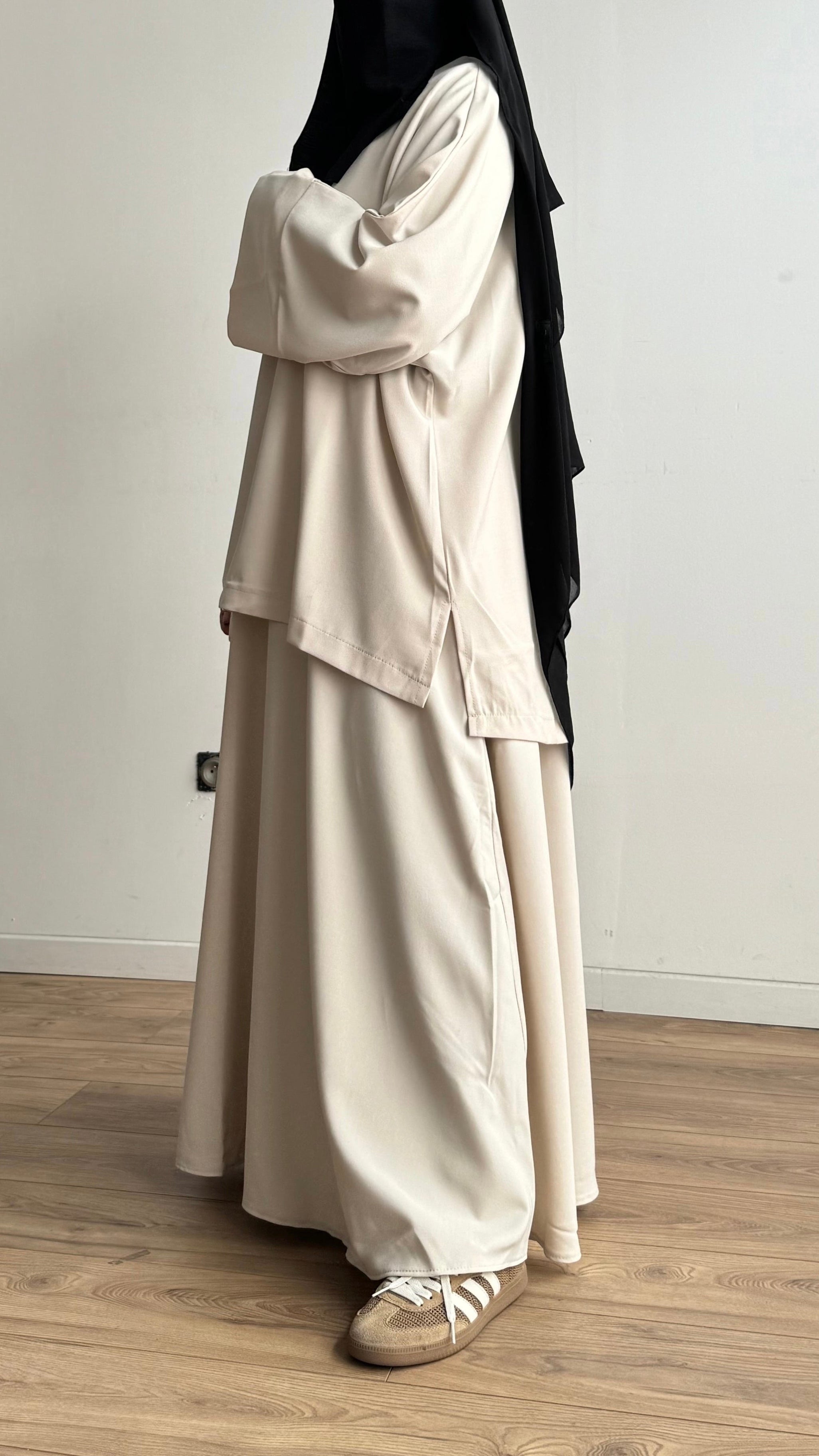 ANA SUIT SET  (medium fabric )