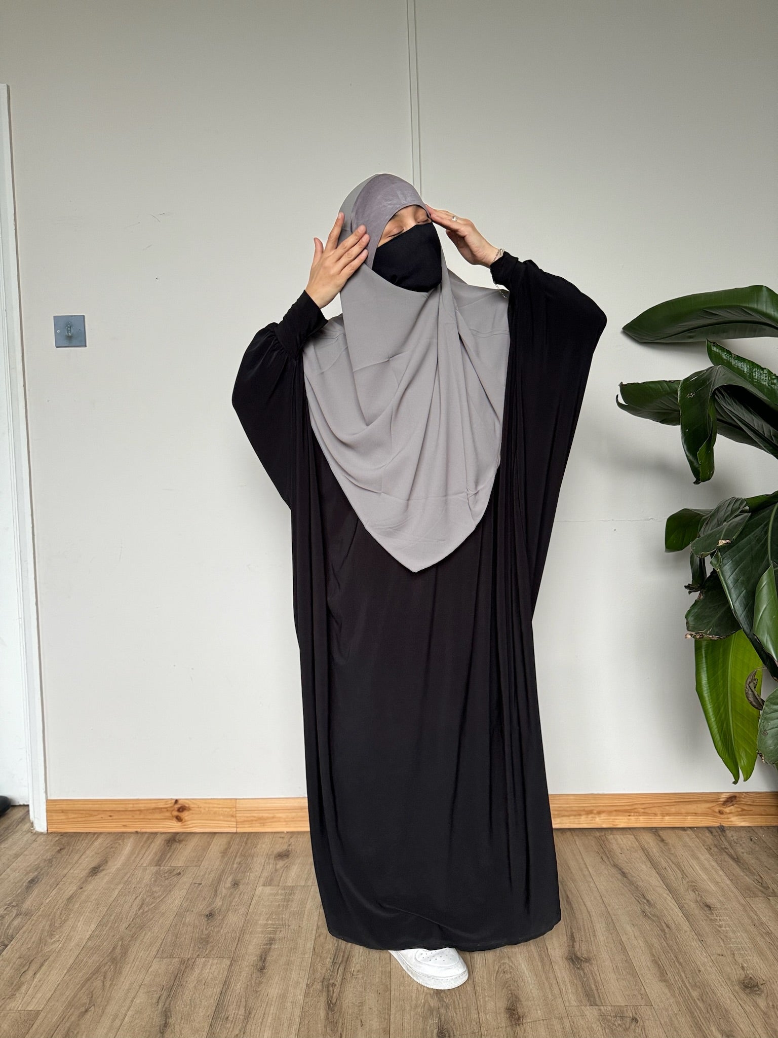 INSTANT KHIMAR CRÊPE HEADBAND INCLUDED
