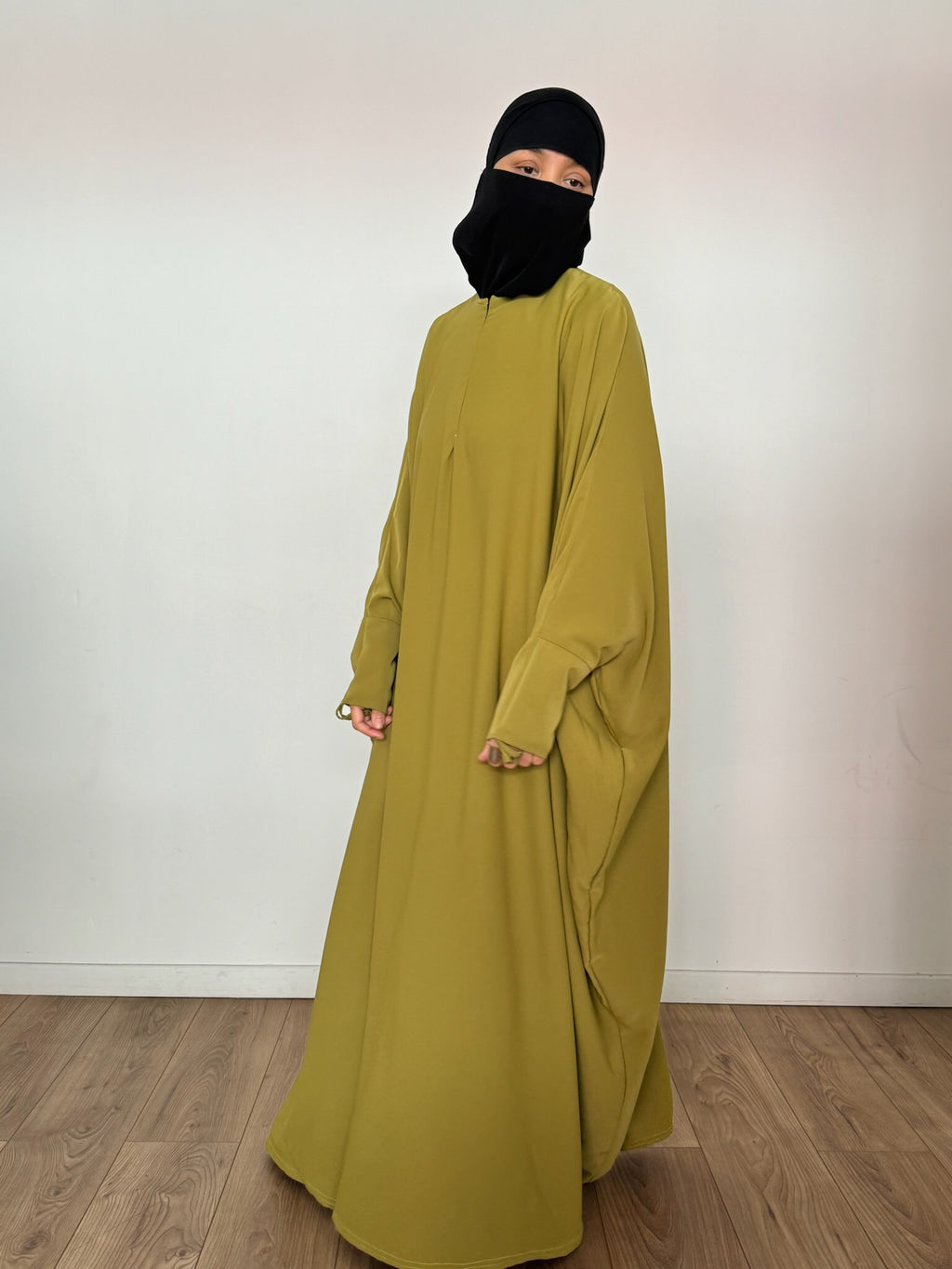 AL MASTURAH ABAYA ZIPP DELUXE ( all colours) premium