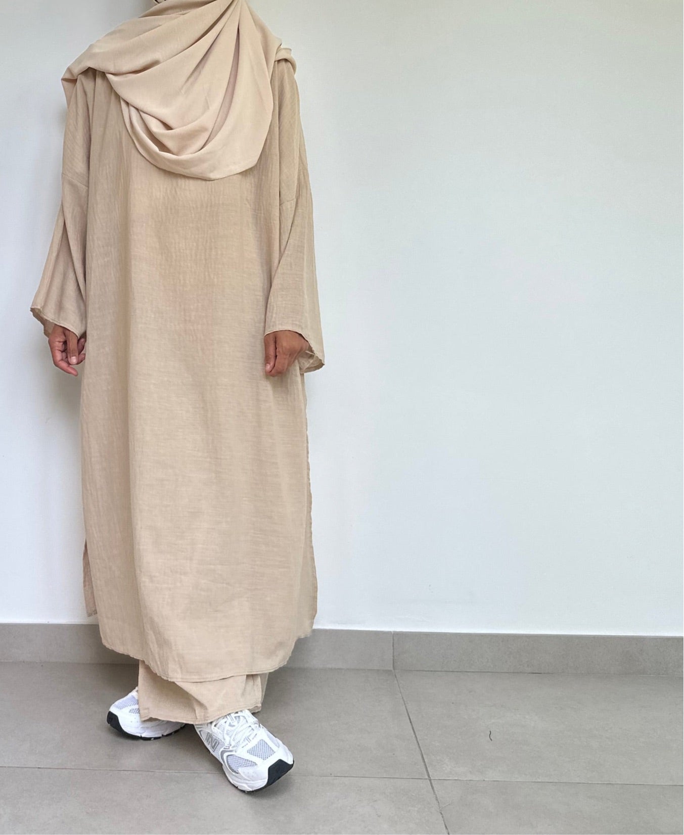 THE BASIC SET LINEN TOUCH