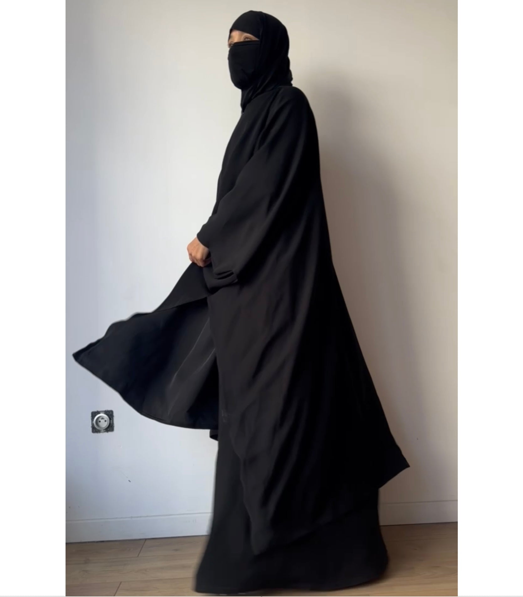 NEW KHAYRA CAVIARY DELUX SET (MAXI ZIPP TOP + SKIRT) tok