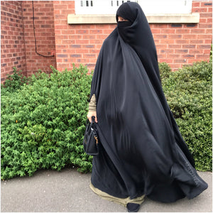 LA CAPE NOIR DELUXE BY MADINA