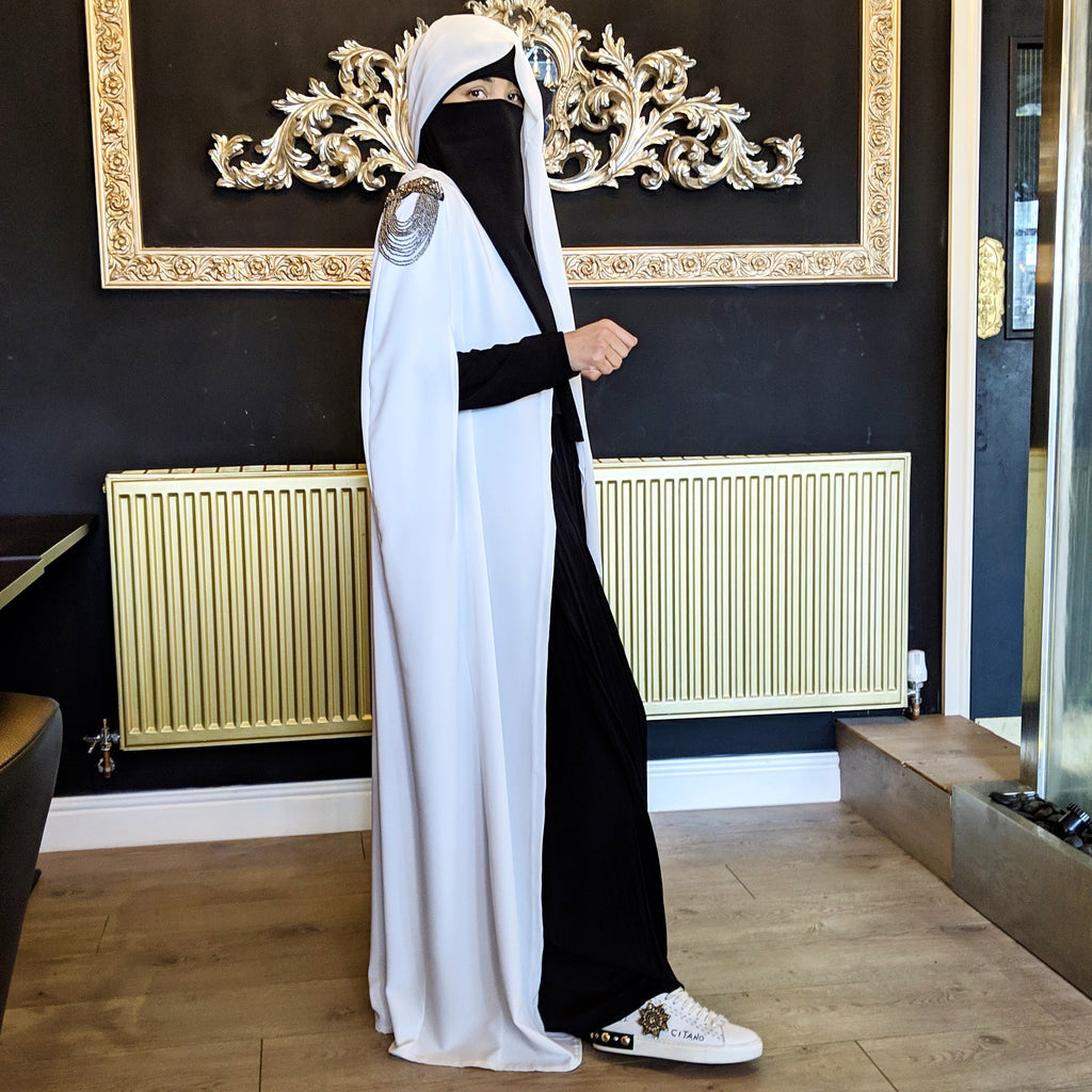 NEW CAPE EMIRATY White