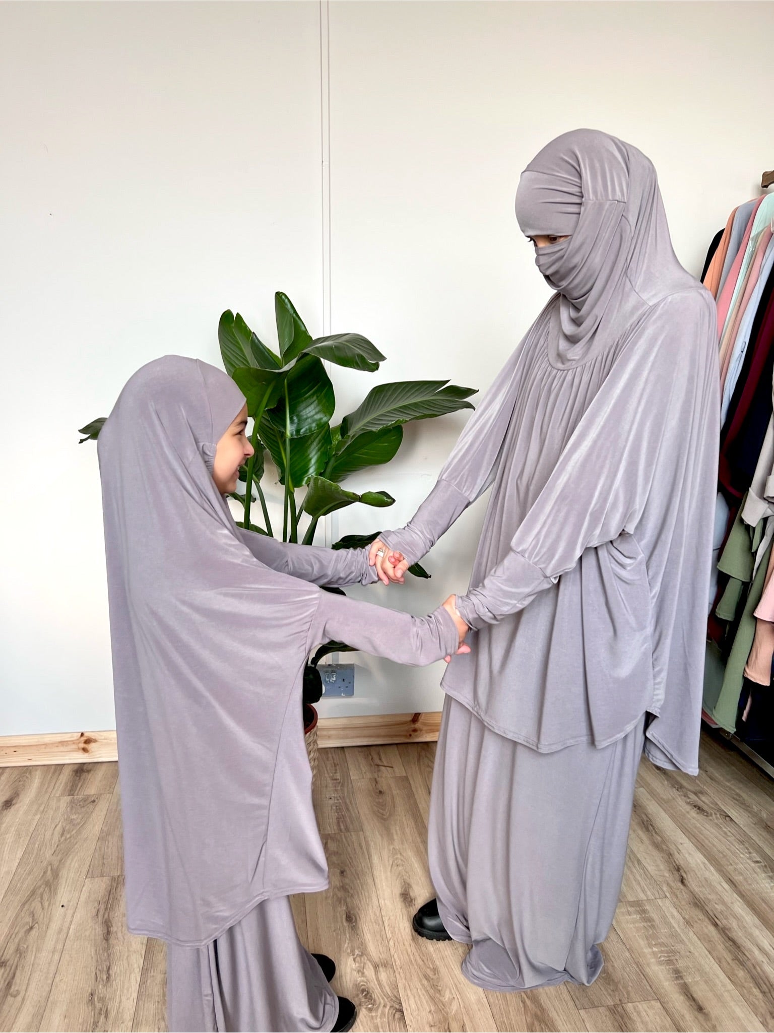 JILBAYA GIRL / PETITE ZAYNAB