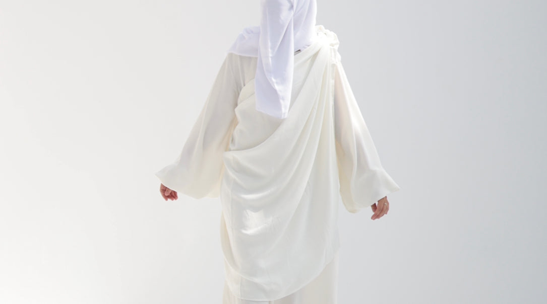 ANAQA DELUXE SET ABAYA + SKIRT / SAREE