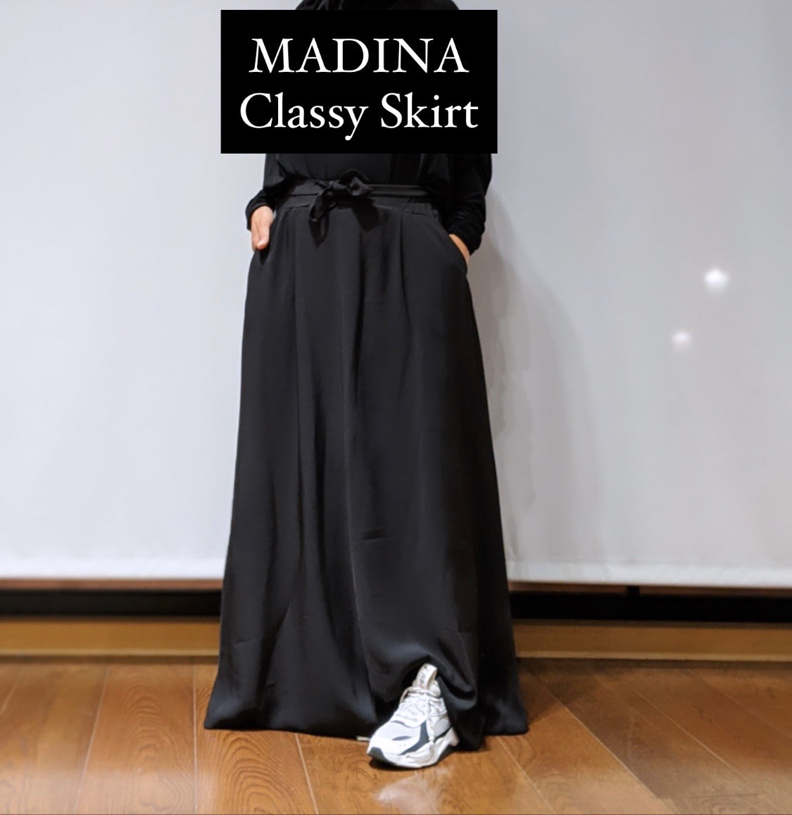 ELEGANCE SKIRT POCKETS BLACK