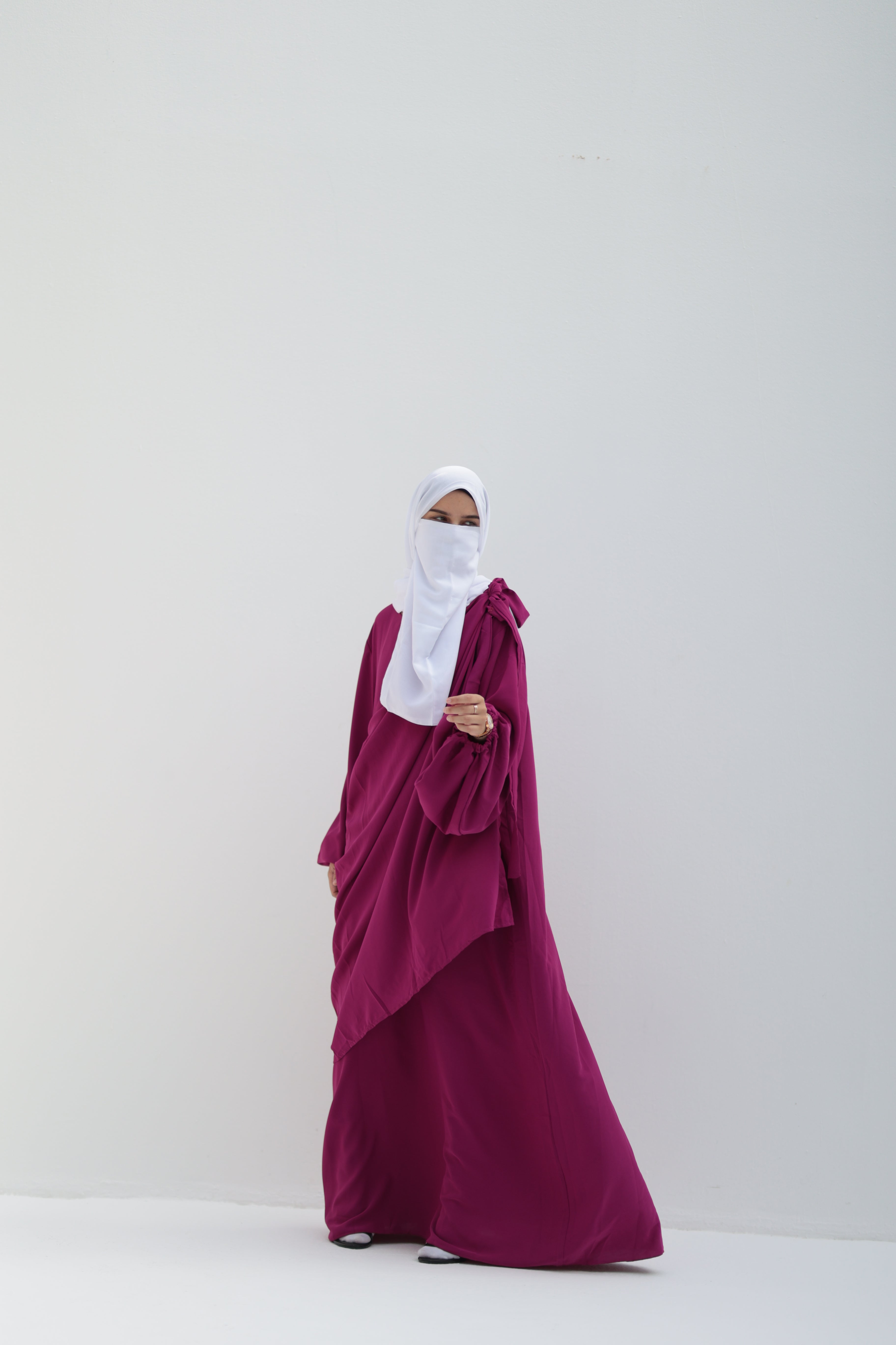 ANAQA DELUXE SET ABAYA + SKIRT / SAREE